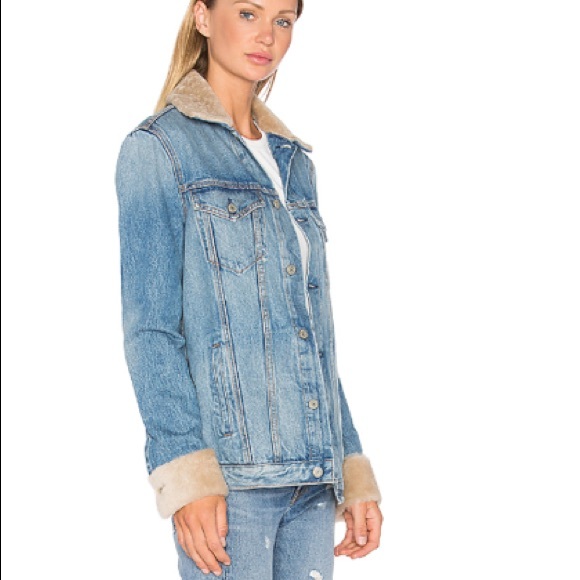 Daria Oversized Denim Trucker Jacket & fur trim - Picture 2 of 3